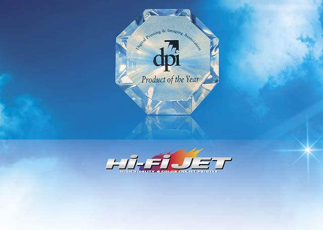 1999 Roland wins its first DPI Product of the Year award for the Hi-Fi JET.