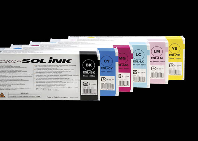 2003 The revolutionary new Eco-SOL mild solvent ink is launched, enabling VersaCAMM and SOLJET inkjets to print directly onto both coated and uncoated media.