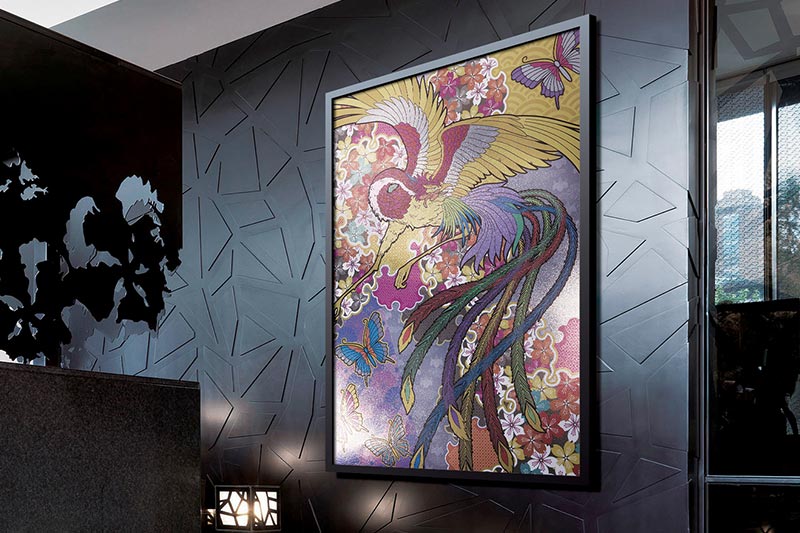 Eco-Sol MAX featuring metallic ink printing