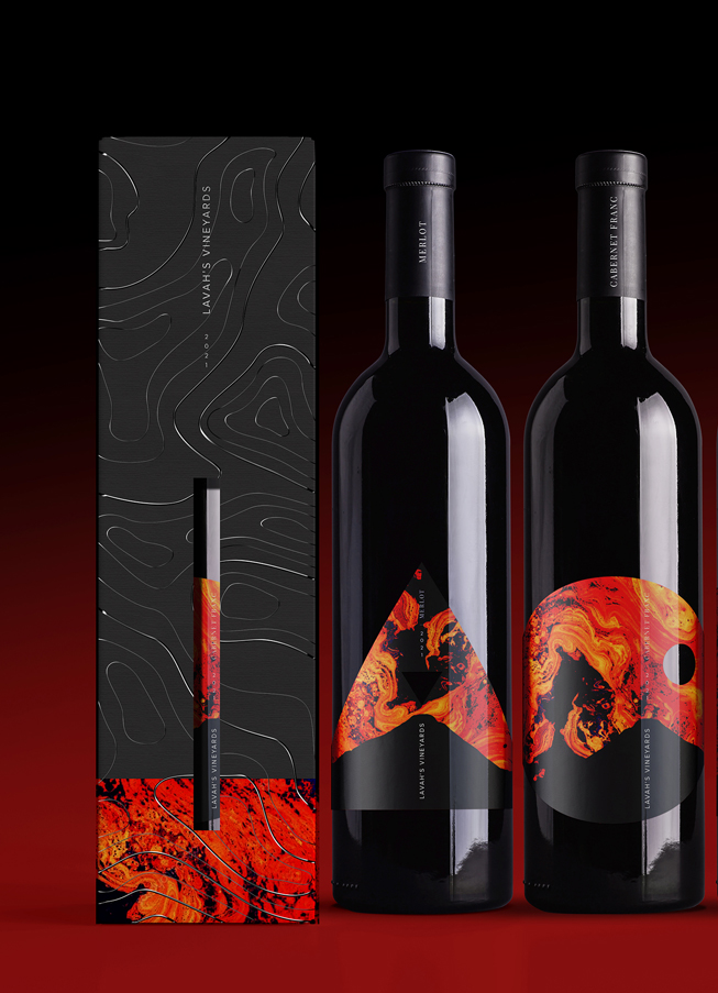 Printed LEC2 VersaUV label with matte gloss ink detail